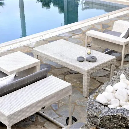 Manu Mykonos Next To The Quality Brand & *